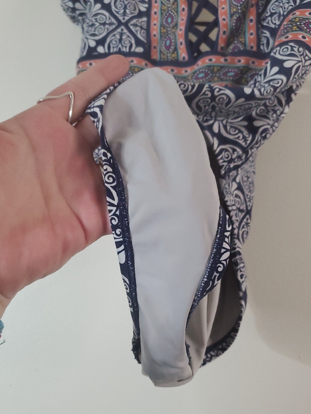 LaBlanca Navy & White Mandala Strappy Mio One-Piece Swimsuit & Pants Size 6 Sm - Picture 3 of 16